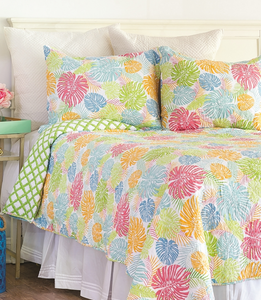 Quilted Bedding Ensemble - Palm Beach Fronds